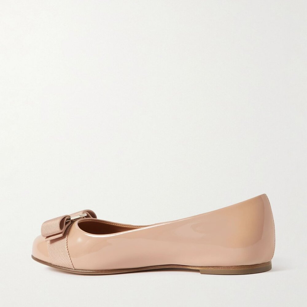 Salvatore ferragamo Vara New blush size 7B NIB